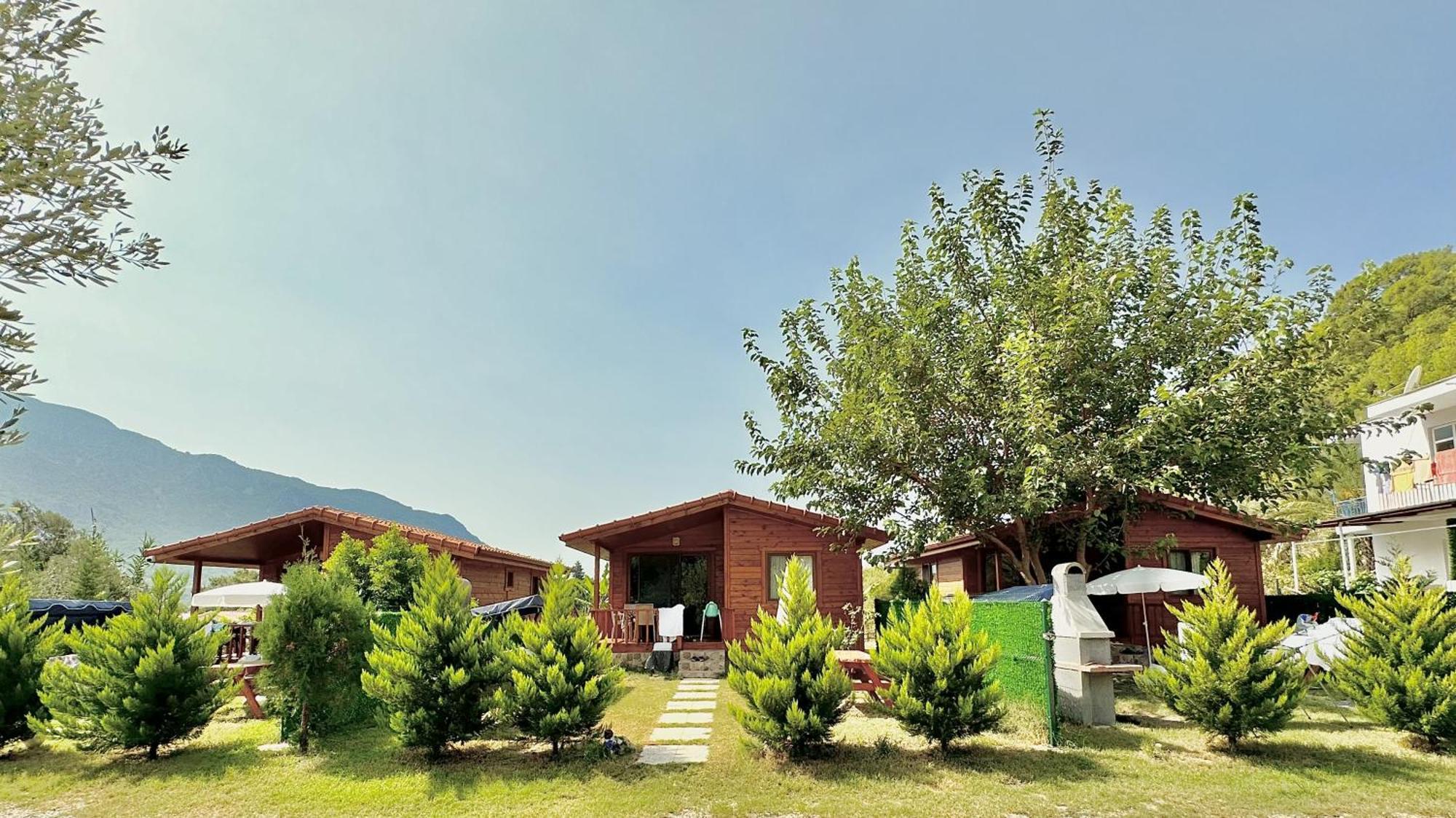 Karaoz Hurmalik Apart Evleri-Very Close To The Sea Large Garden Bungalow With Barbecue And Swing מראה חיצוני תמונה