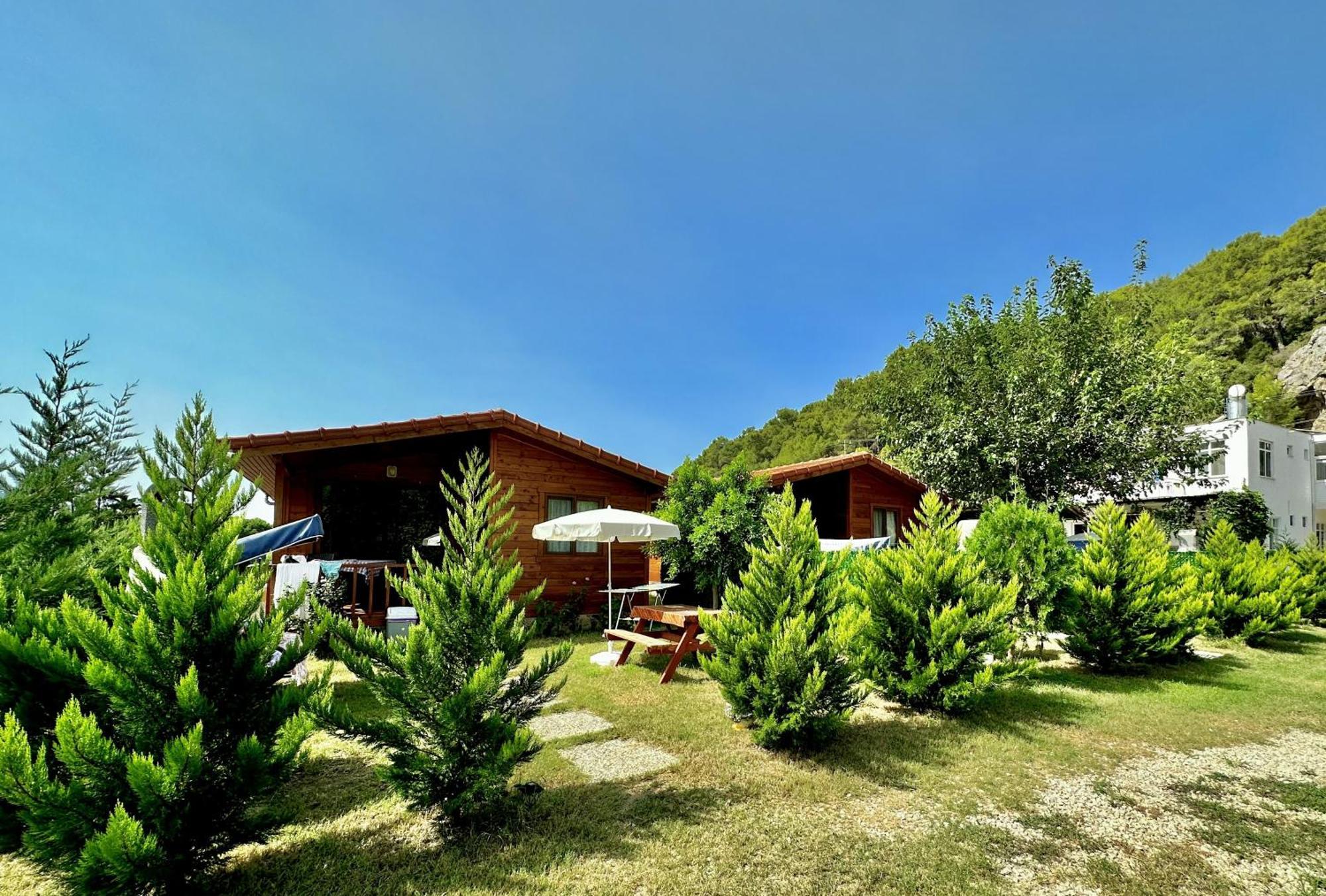 Karaoz Hurmalik Apart Evleri-Very Close To The Sea Large Garden Bungalow With Barbecue And Swing מראה חיצוני תמונה